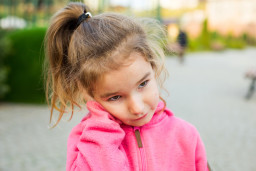 Otite moyenne aiguë chez l’enfant