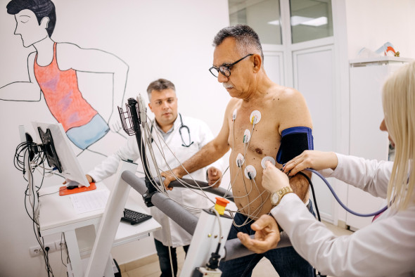 Souffle au cœur : problèmes acquis (non congénitaux) des valves cardiaques